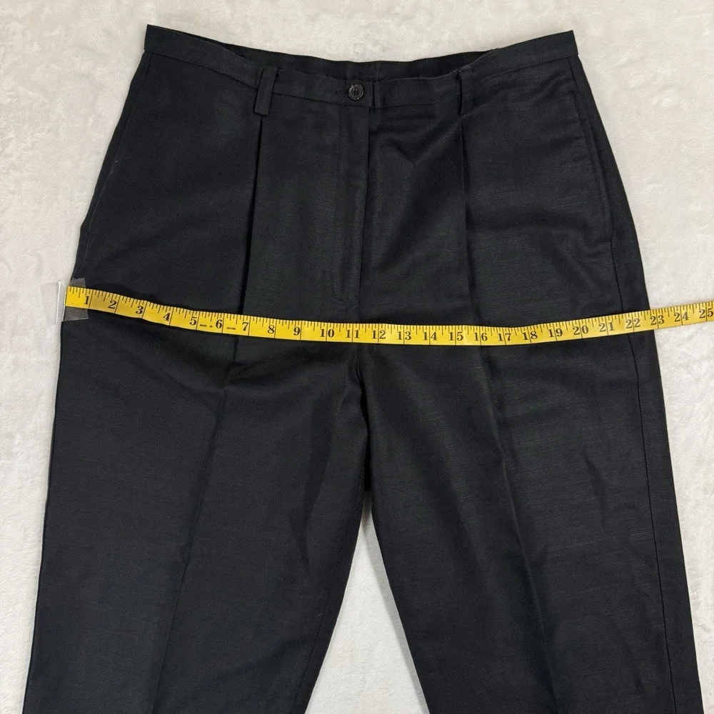 Liz Claiborne 🏷️ tag
